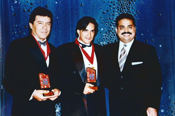 Edmundo Monroy, Carlos Lara y Gilberto Santarosa 